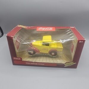 Johnny Lightning Coca-Cola 1938 Bantam Pickup‎ 1:24 Scale Yellow Red Vintage